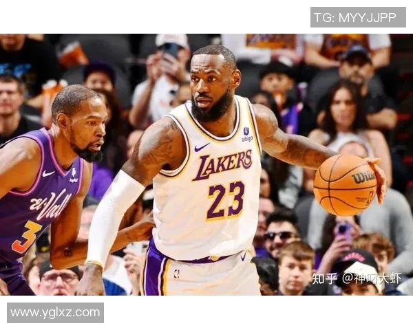 詹姆斯足球场上的拼搏与荣耀故事展现运动精神力量